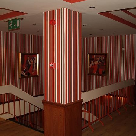 Antonine Hotel ฟัลเคิร์ก ภายนอก รูปภาพ